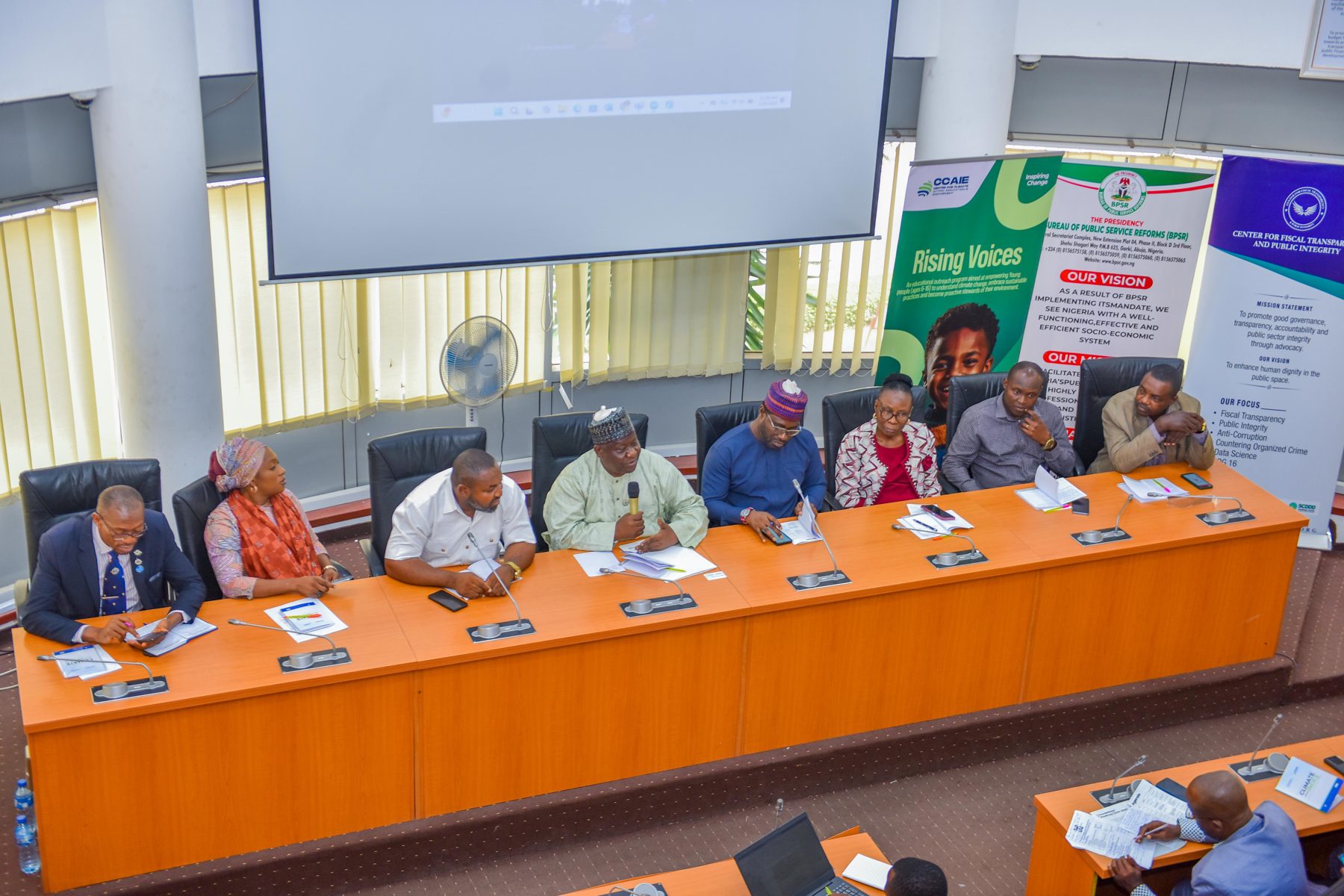 Government officials and researchers at a Climate Action Index validation session
